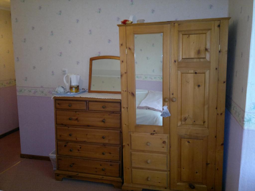 La Maison Jaune Bed & Breakfast Bouresse Ruang foto